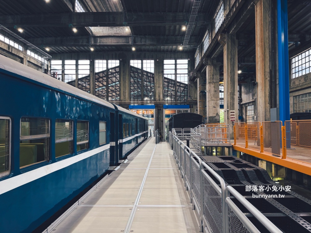 台北【國家鐵道博物館】來參觀火車展館、搭陸上電車和親子館每項都好玩