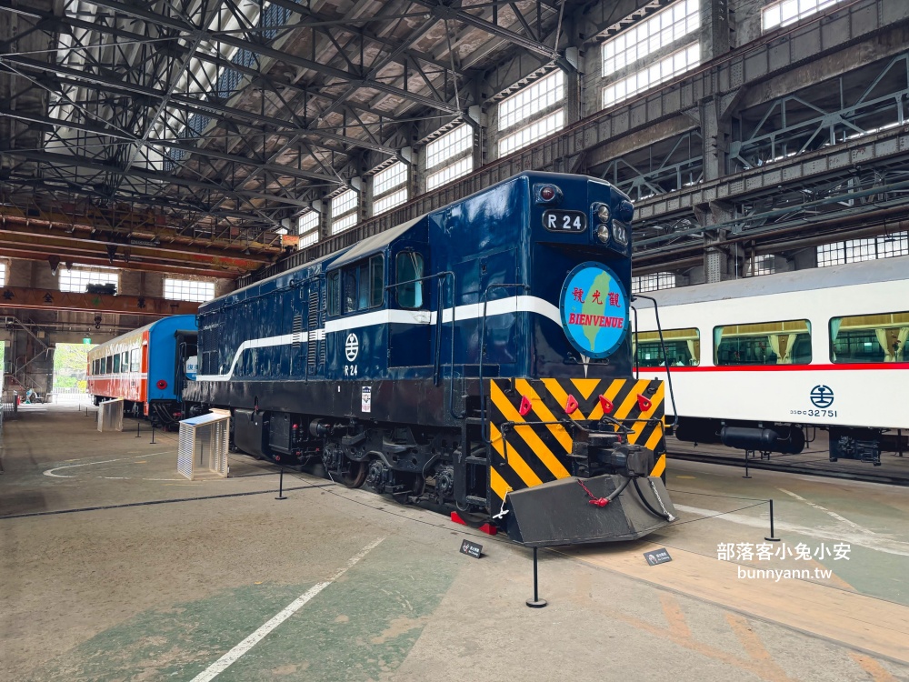 台北【國家鐵道博物館】來參觀火車展館、搭陸上電車和親子館每項都好玩