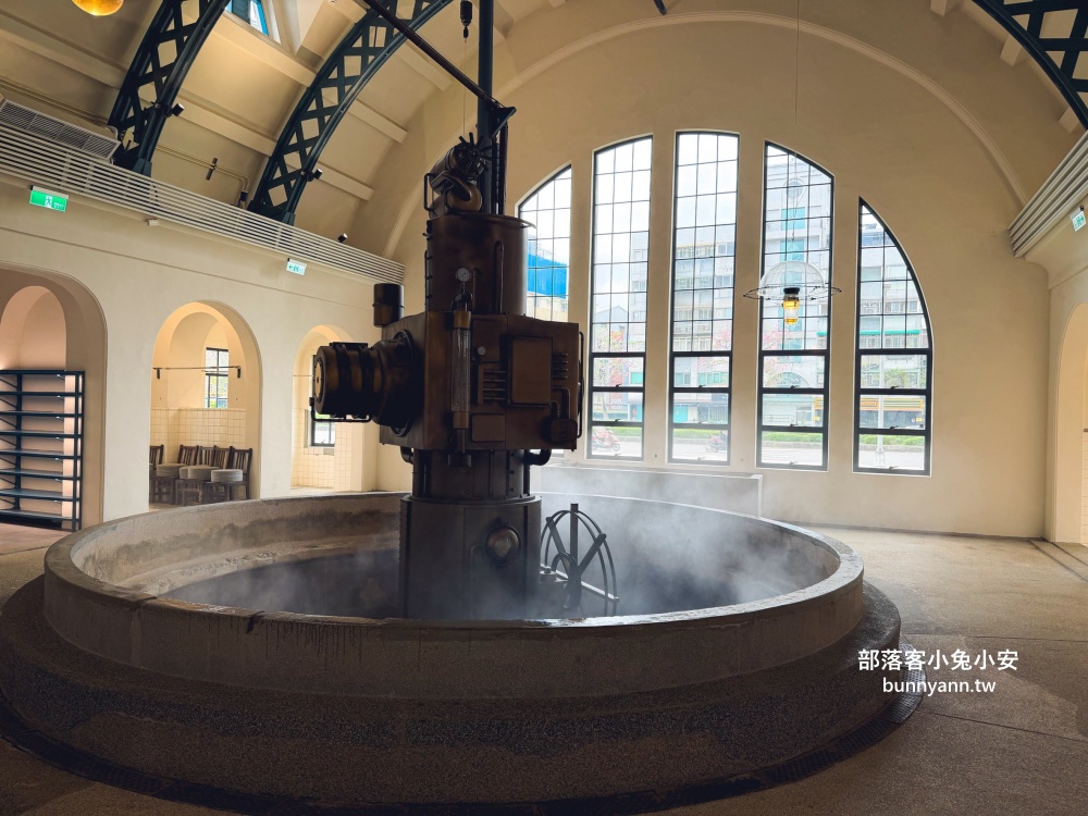 台北【國家鐵道博物館】來參觀火車展館、搭陸上電車和親子館每項都好玩