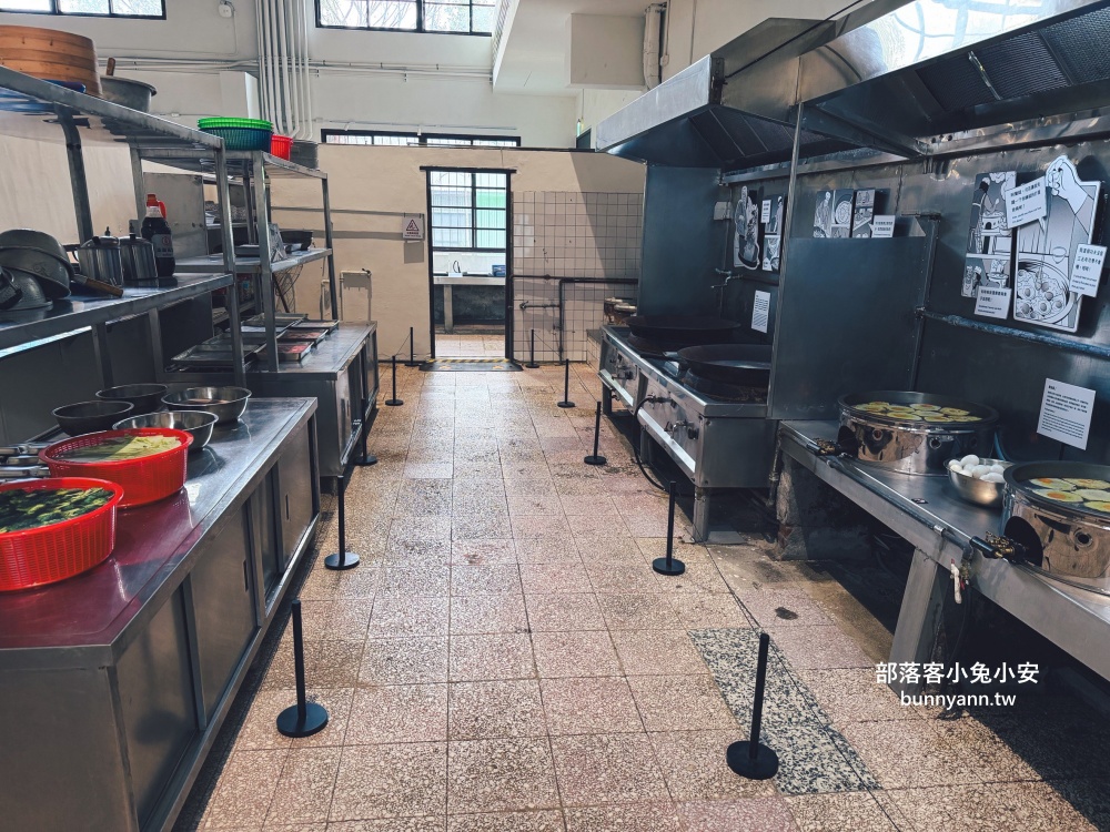 台北【國家鐵道博物館】來參觀火車展館、搭陸上電車和親子館每項都好玩