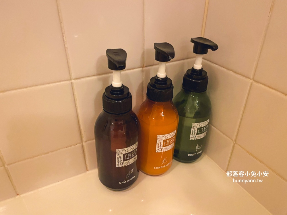 豪斯登堡飯店住宿推薦海牙飯店住一晚,城堡房間和浪漫豪斯登堡夜景 豪斯登堡飯店住宿推薦海牙飯店住一晚,城堡房間和浪漫豪斯登堡夜景