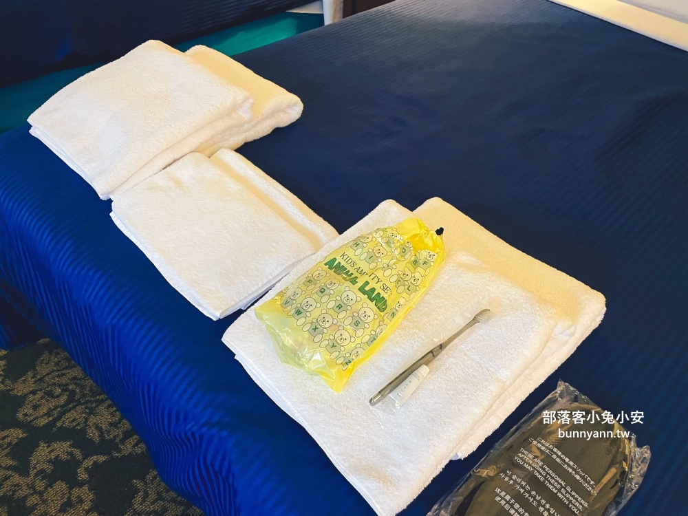 豪斯登堡飯店住宿推薦海牙飯店住一晚,城堡房間和浪漫豪斯登堡夜景 豪斯登堡飯店住宿推薦海牙飯店住一晚,城堡房間和浪漫豪斯登堡夜景