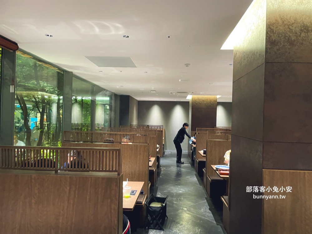 博多美食推薦》和牛涮涮鍋壽喜燒名店「初喜 Kuten 博多店」，牛舌與和牛必點來吃