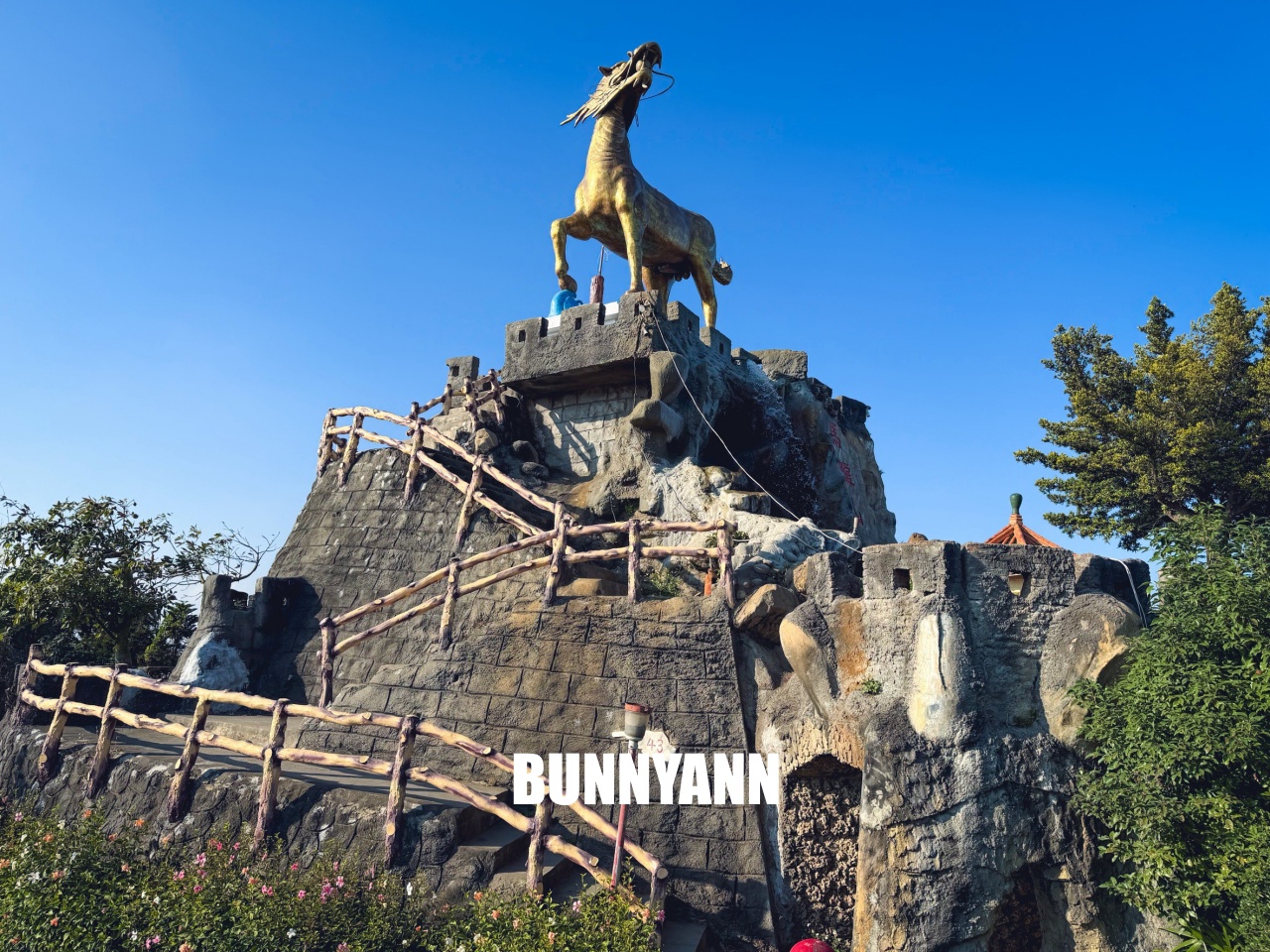 雲林人氣迷宮秘境!五年千歲公園,美拍全台最高彩虹彎橋 雲林人氣迷宮秘境!五年千歲公園,美拍全台最高彩虹彎橋