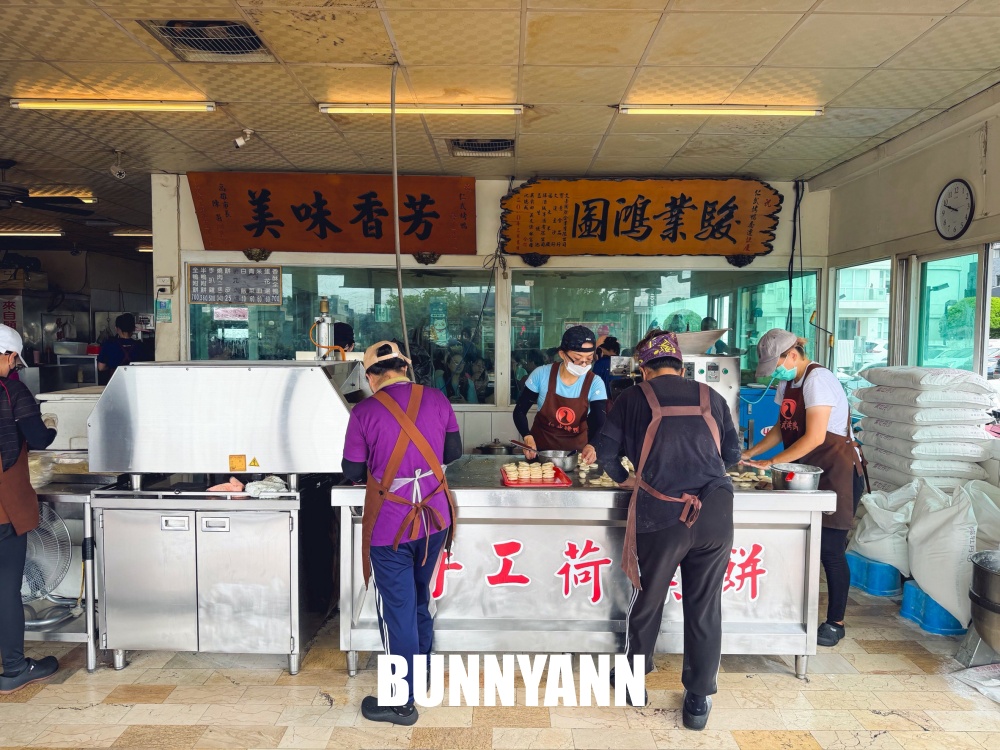 份量超大吃超撐！高雄排隊名店仁武烤鴨，必點招牌炒鴨架香濃夠味