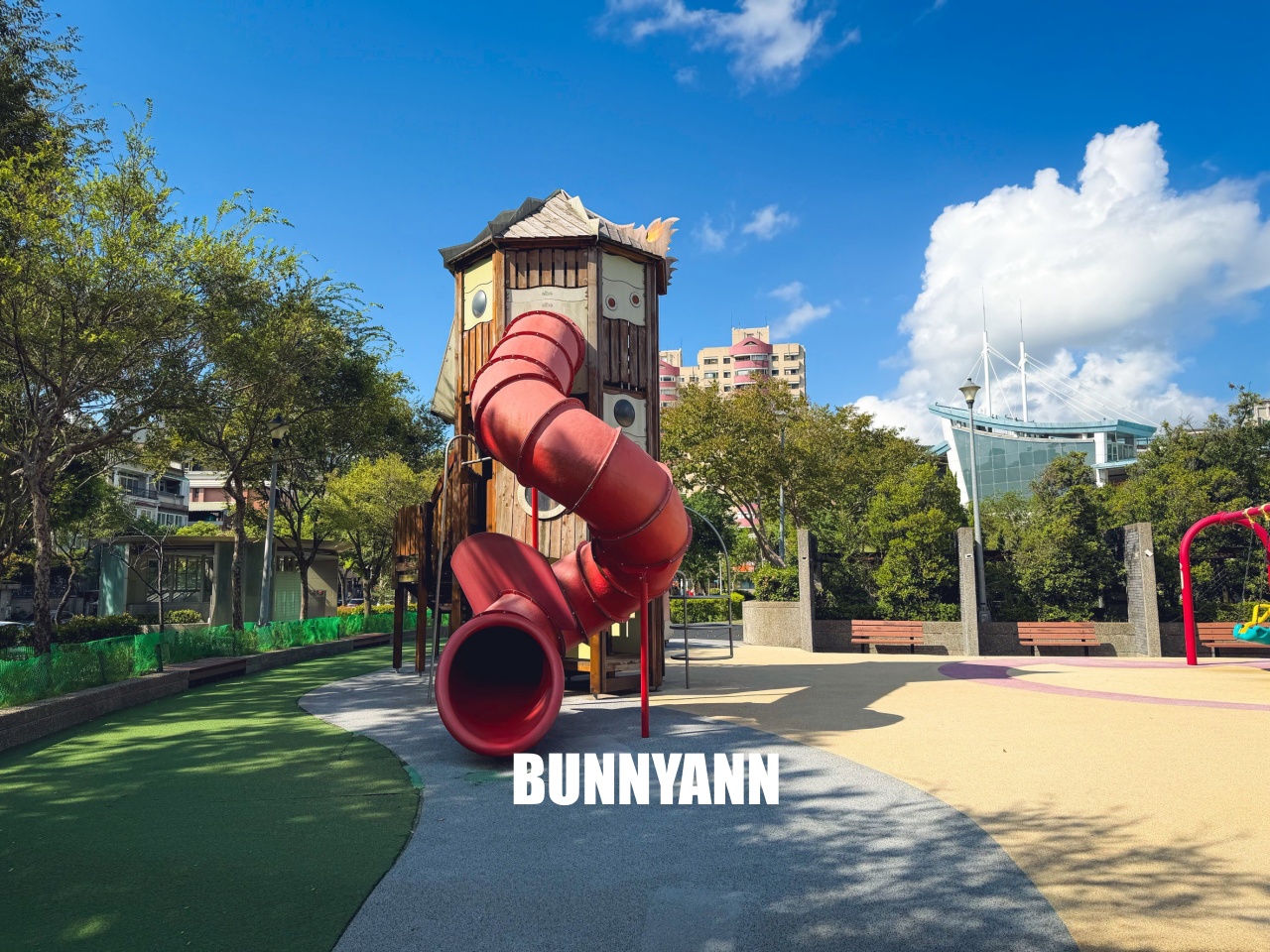 台北【大湖公園】出捷運站走五分鐘就到的在地人欣賞湖景去處，最佳地點公開!!