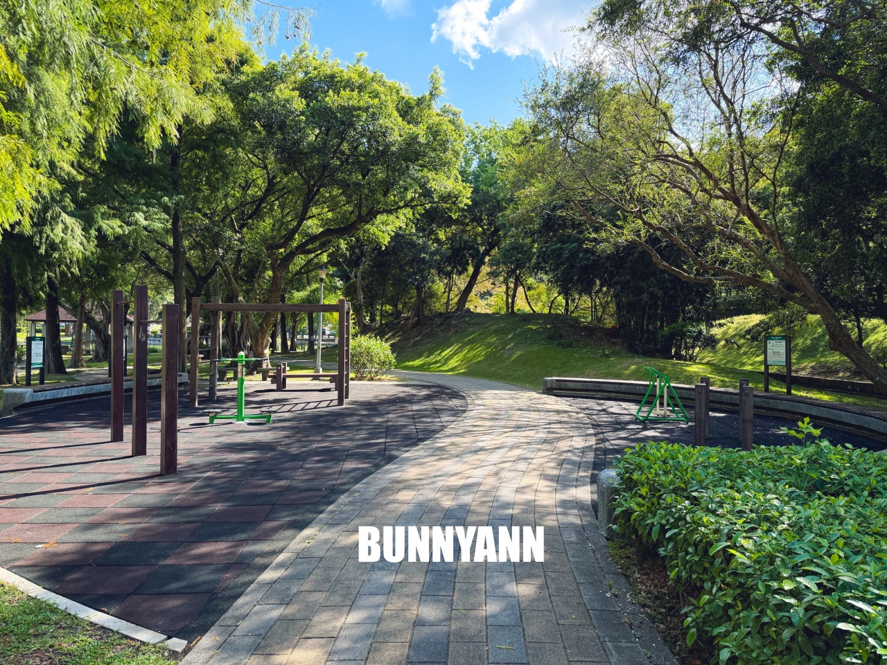 台北【大湖公園】出捷運站走五分鐘就到的在地人欣賞湖景去處，最佳地點公開!!