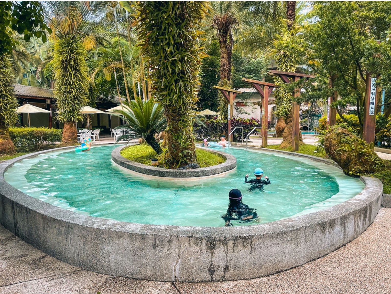 會來尖石溫泉渡假村