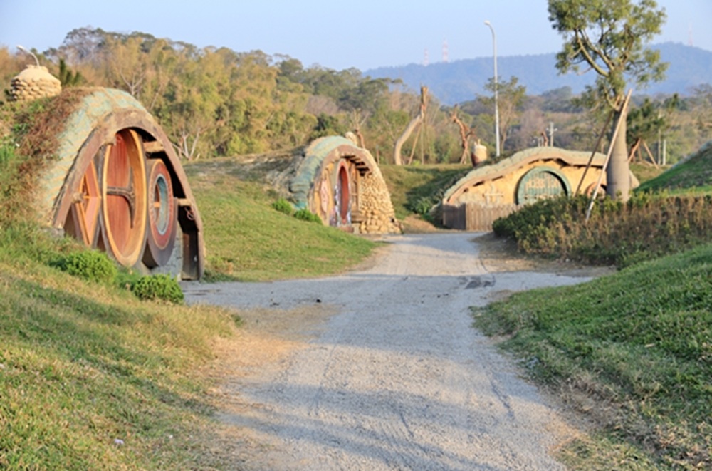 苗栗【綠意山莊】瞧見可愛的哈比屋、繽紛糖果屋、風車等豐富元素 苗栗【綠意山莊】瞧見可愛的哈比屋、繽紛糖果屋、風車等豐富元素