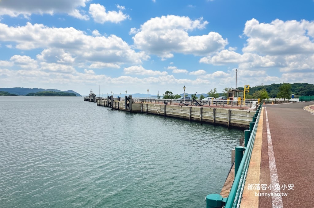豪斯登堡飯店住宿推薦海牙飯店住一晚,城堡房間和浪漫豪斯登堡夜景 豪斯登堡飯店住宿推薦海牙飯店住一晚,城堡房間和浪漫豪斯登堡夜景