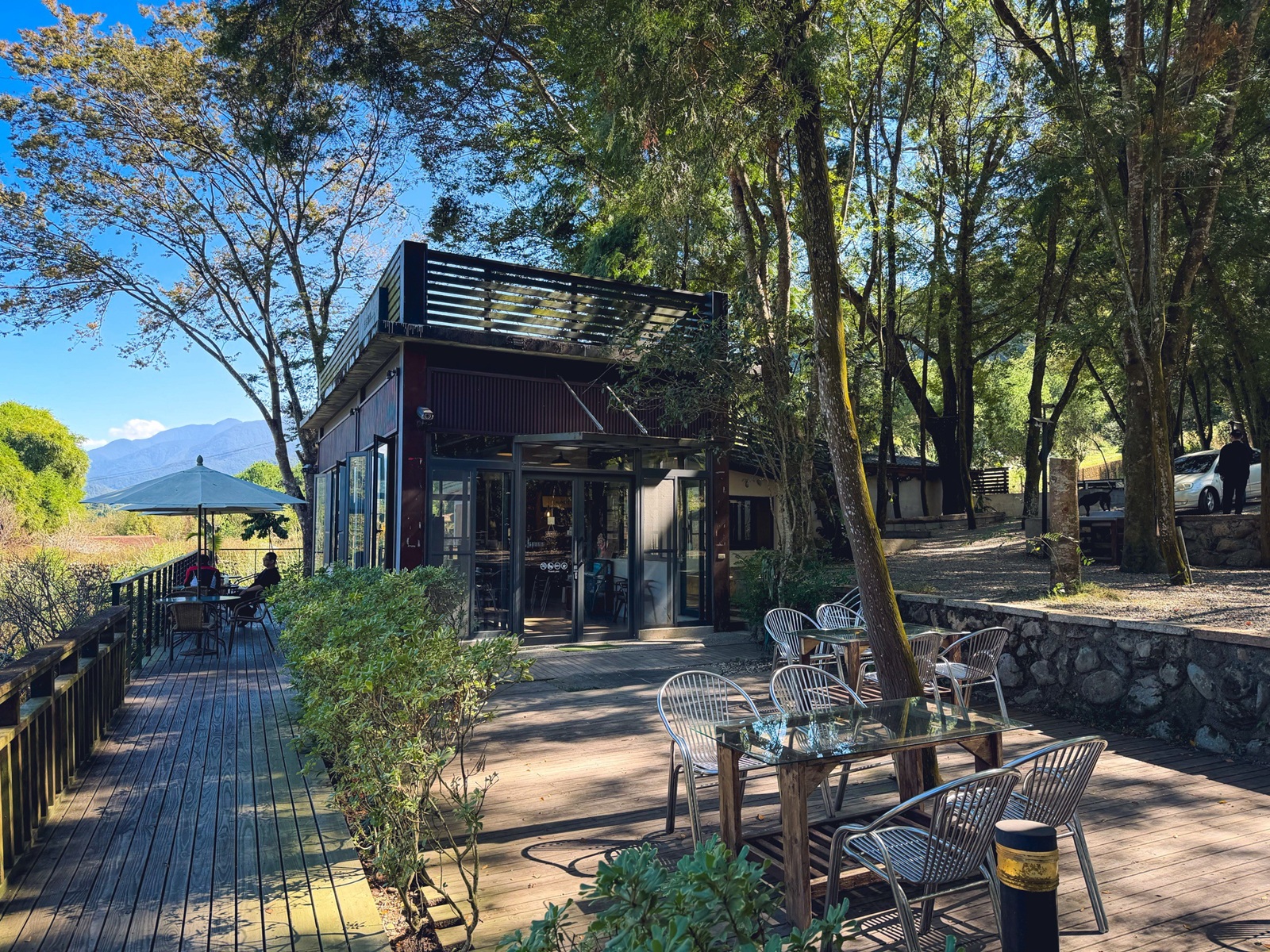 南投【行者咖啡】松柏崙步道上的森林系咖啡廳，療癒又好拍