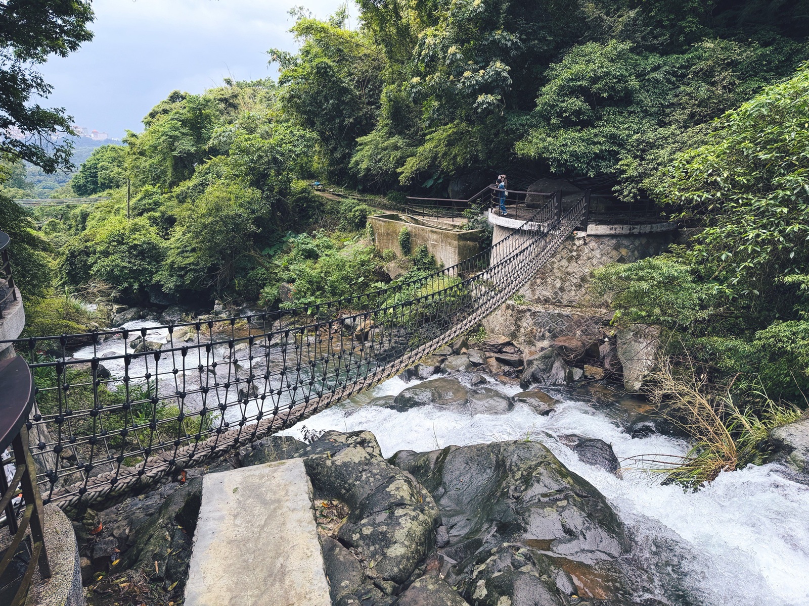 草山觀瀑吊橋