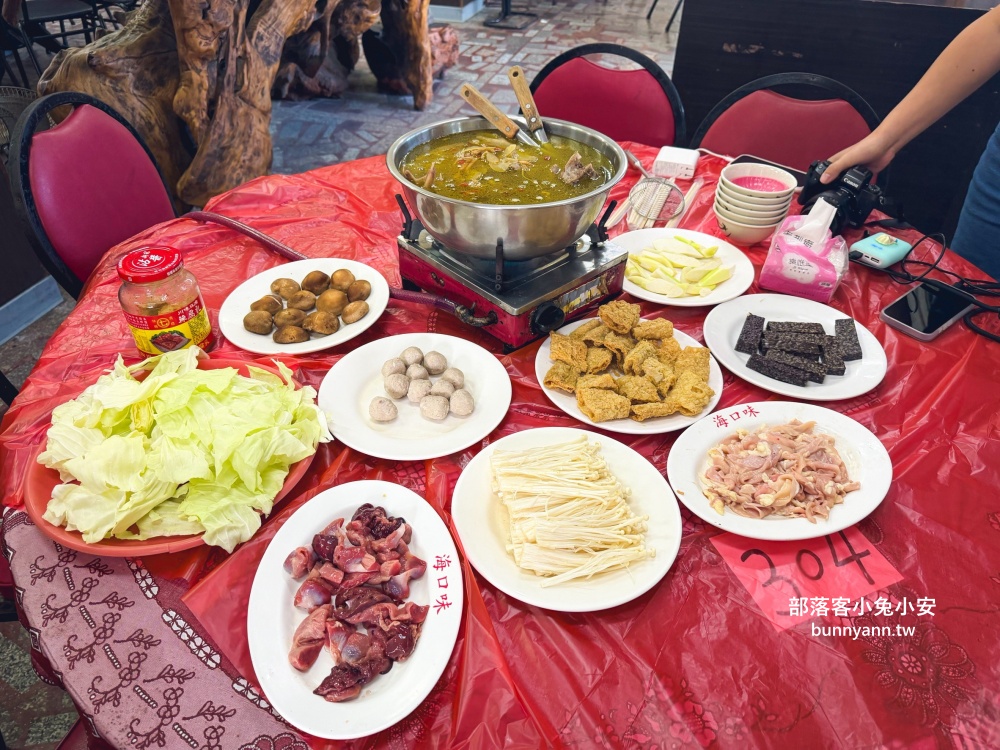 桃園【佳安薑母鴨】隱身小路內的好吃薑母鴨店，小木屋包廂適合聚餐推薦