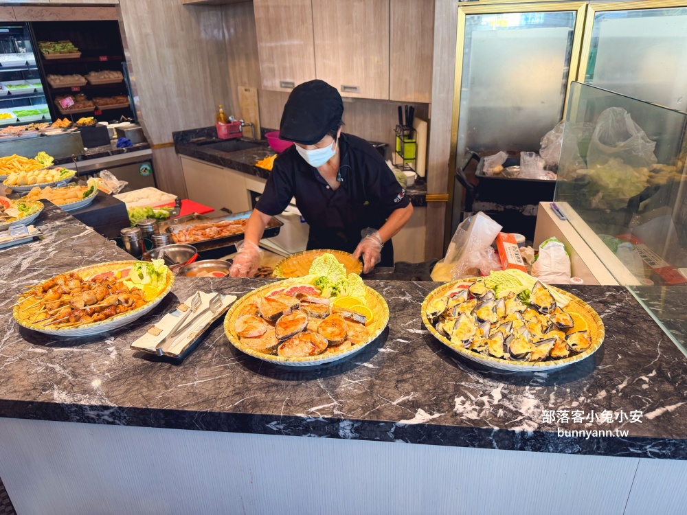 三重美食【羽葉麻辣火鍋】擁有一萬則評論超厲害火鍋吃到飽餐廳 三重美食【羽葉麻辣火鍋】擁有一萬則評論超厲害火鍋吃到飽餐廳