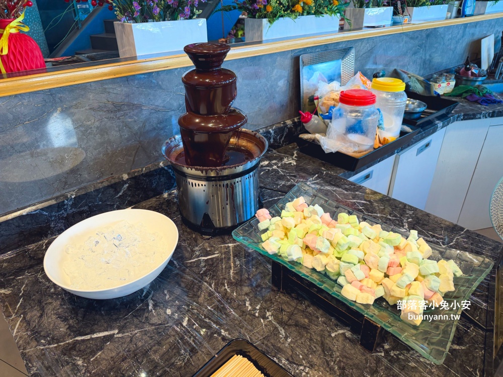 三重美食【羽葉麻辣火鍋】擁有一萬則評論超厲害火鍋吃到飽餐廳 三重美食【羽葉麻辣火鍋】擁有一萬則評論超厲害火鍋吃到飽餐廳