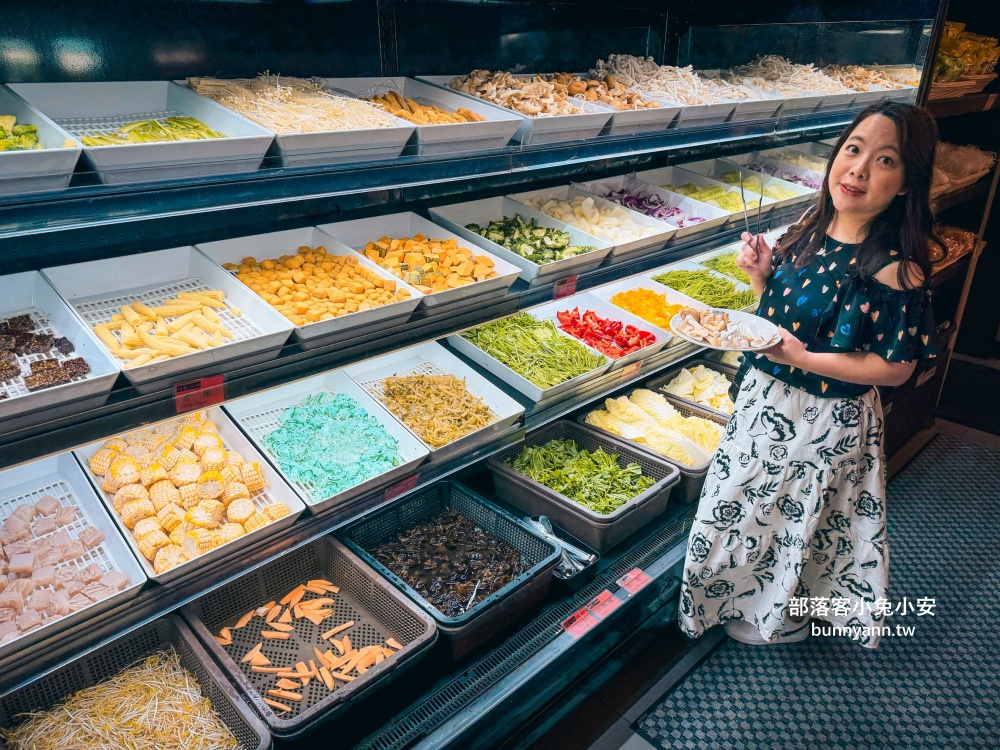 三重美食【羽葉麻辣火鍋】擁有一萬則評論超厲害火鍋吃到飽餐廳 三重美食【羽葉麻辣火鍋】擁有一萬則評論超厲害火鍋吃到飽餐廳