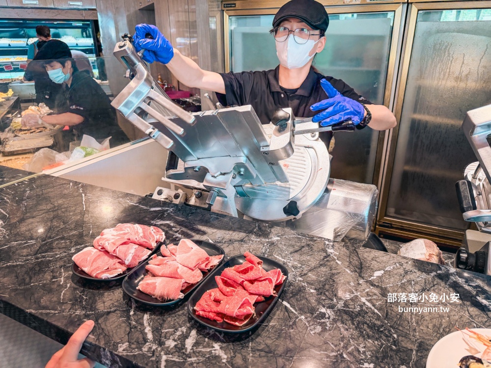 三重美食【羽葉麻辣火鍋】擁有一萬則評論超厲害火鍋吃到飽餐廳 三重美食【羽葉麻辣火鍋】擁有一萬則評論超厲害火鍋吃到飽餐廳