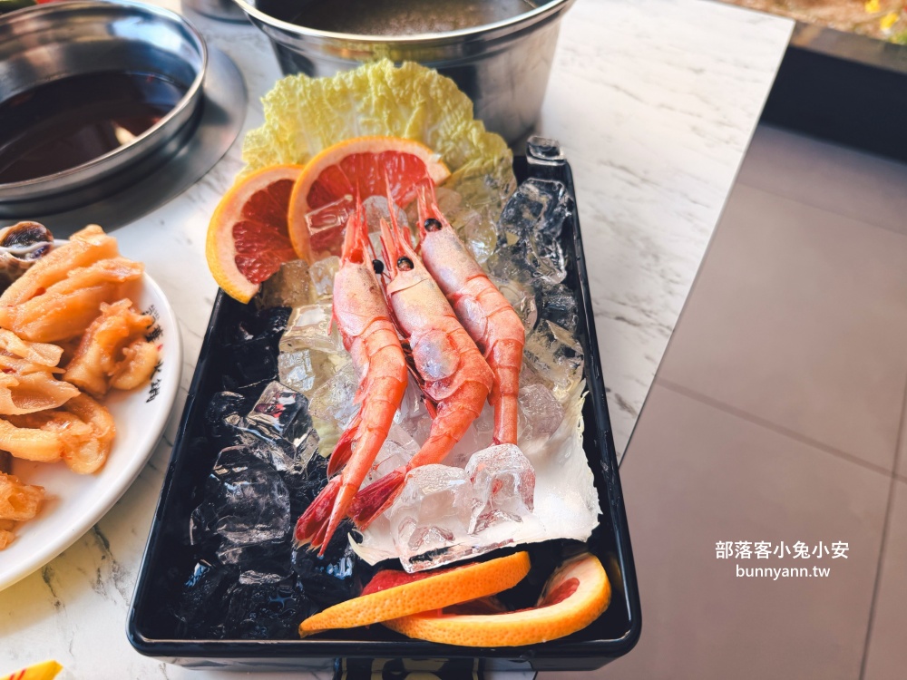 三重美食【羽葉麻辣火鍋】擁有一萬則評論超厲害火鍋吃到飽餐廳 三重美食【羽葉麻辣火鍋】擁有一萬則評論超厲害火鍋吃到飽餐廳