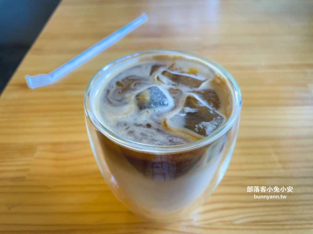 宜蘭美食「花室咖啡」多肉植栽系咖啡廳,療癒又好拍!! 宜蘭美食「花室咖啡」多肉植栽系咖啡廳,療癒又好拍!!