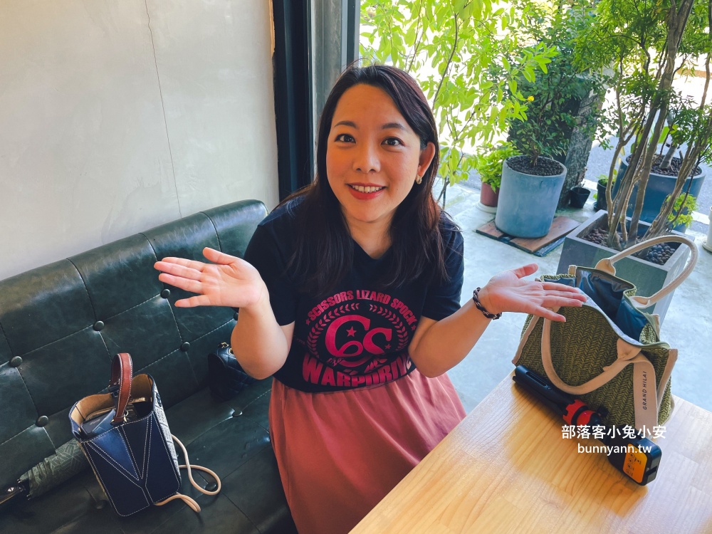 宜蘭美食「花室咖啡」多肉植栽系咖啡廳,療癒又好拍!! 宜蘭美食「花室咖啡」多肉植栽系咖啡廳,療癒又好拍!!