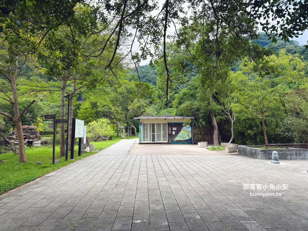 台北市【貴子坑生態園區】從入口處到遠山瞭望台來回只要30分鐘輕鬆走