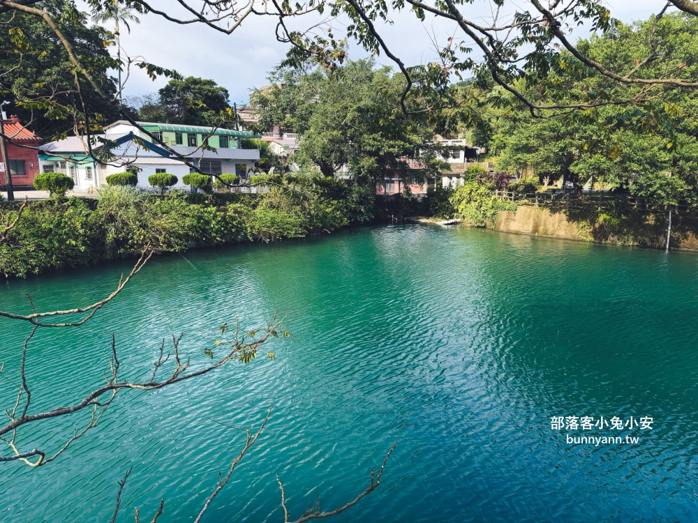 新北萬里區【鏡湖】繞一圈不用15分鐘輕鬆就能賞靜謐的湖景