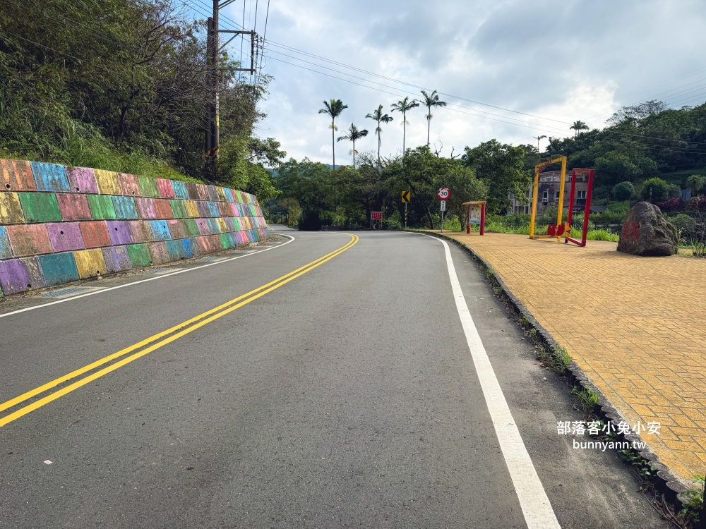 新北萬里區【鏡湖】繞一圈不用15分鐘輕鬆就能賞靜謐的湖景