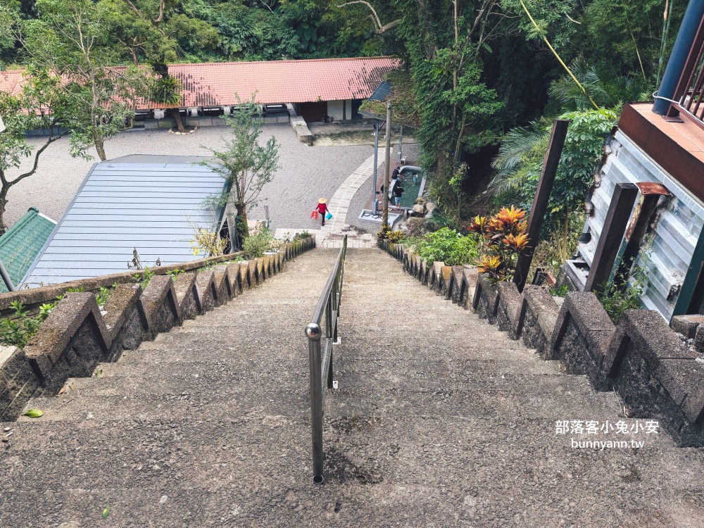 三峽最美的森林COFFEE長城溪森林，被森林包圍的河畔景觀咖啡廳