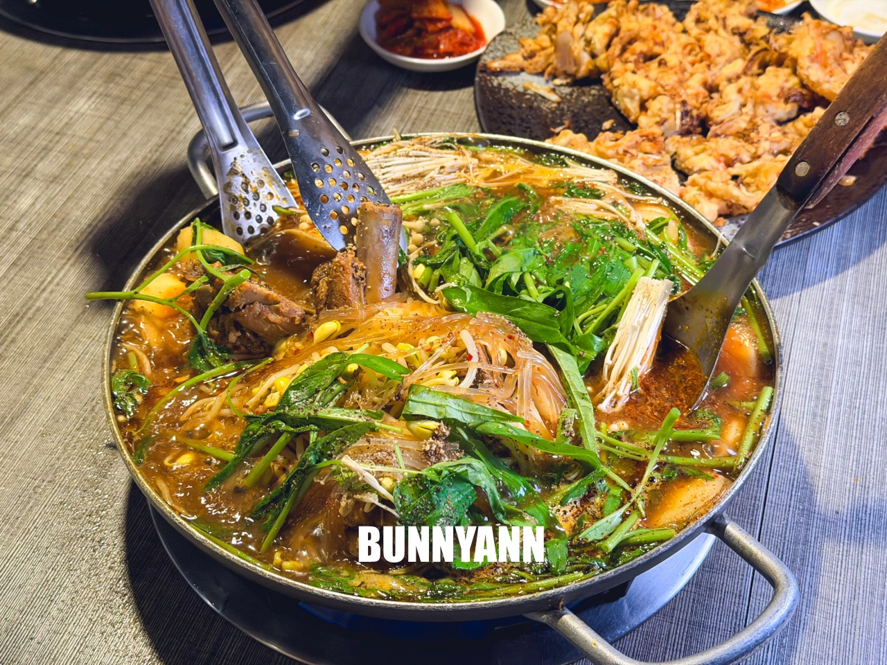 來自李多慧國家的美食!GG 季吉韓國美食餐飲房,老字號韓式餐廳,石鍋拌飯、炸雞、部隊鍋必點! 來自李多慧國家的美食!GG 季吉韓國美食餐飲房,老字號韓式餐廳,石鍋拌飯、炸雞、部隊鍋必點!