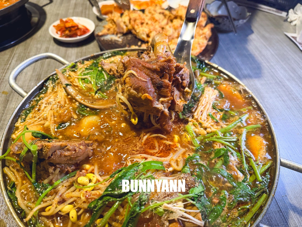 來自李多慧國家的美食!GG 季吉韓國美食餐飲房,老字號韓式餐廳,石鍋拌飯、炸雞、部隊鍋必點! 來自李多慧國家的美食!GG 季吉韓國美食餐飲房,老字號韓式餐廳,石鍋拌飯、炸雞、部隊鍋必點!