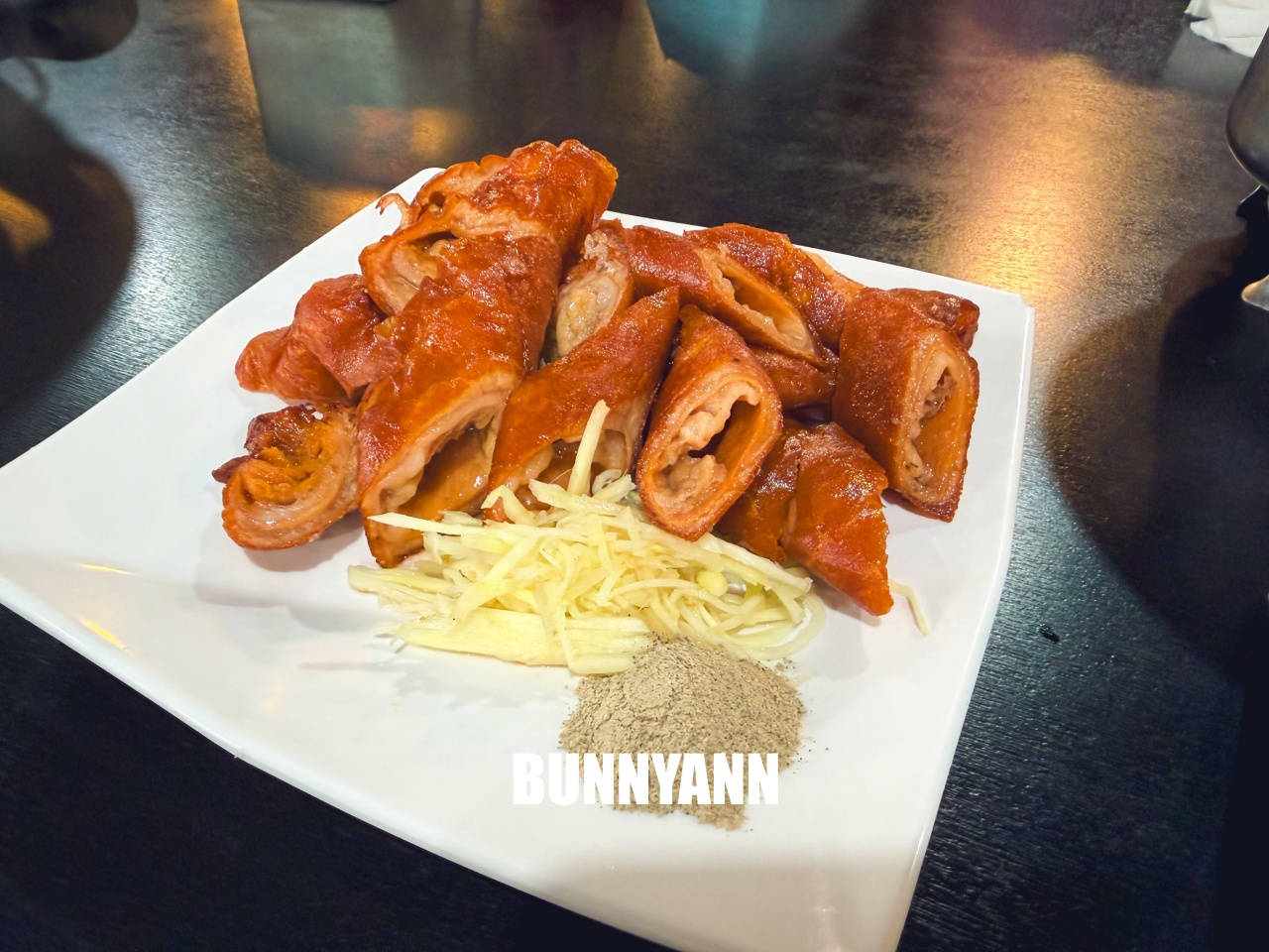 在地人喜愛的「竹子湖山中園野菜餐廳」鮮嫩蔥油雞，雞湯也是招牌必點之一！