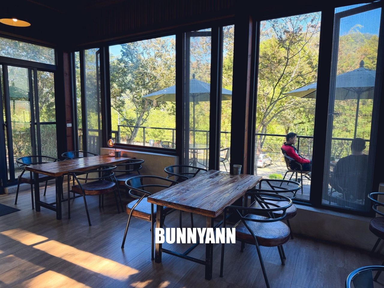 南投【行者咖啡】松柏崙步道上的森林系咖啡廳，療癒又好拍