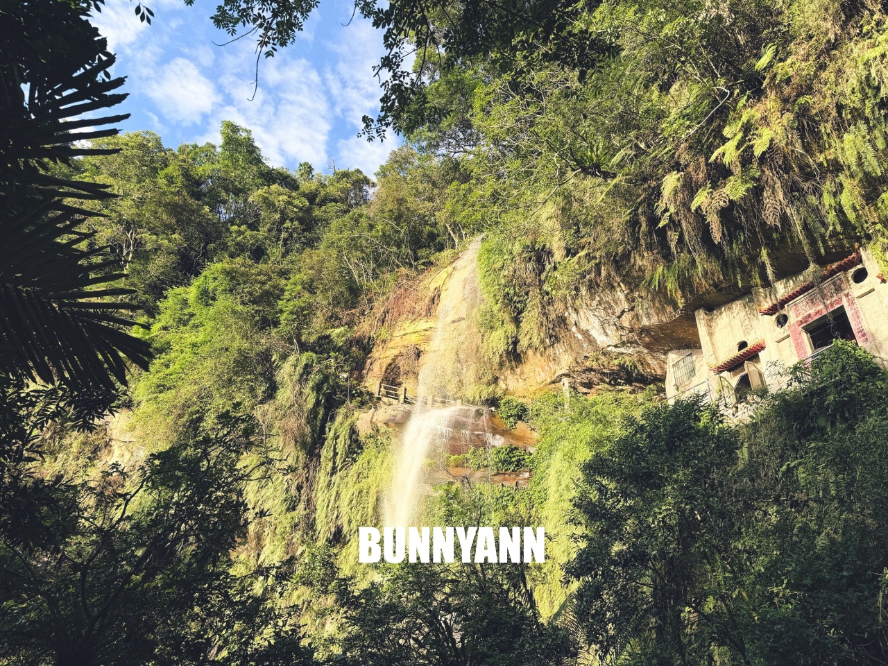 新北【銀河洞越嶺登山步道】下車只要15分鐘,輕鬆欣賞瀑布與水濂洞奇景 新北【銀河洞越嶺登山步道】下車只要15分鐘,輕鬆欣賞瀑布與水濂洞奇景