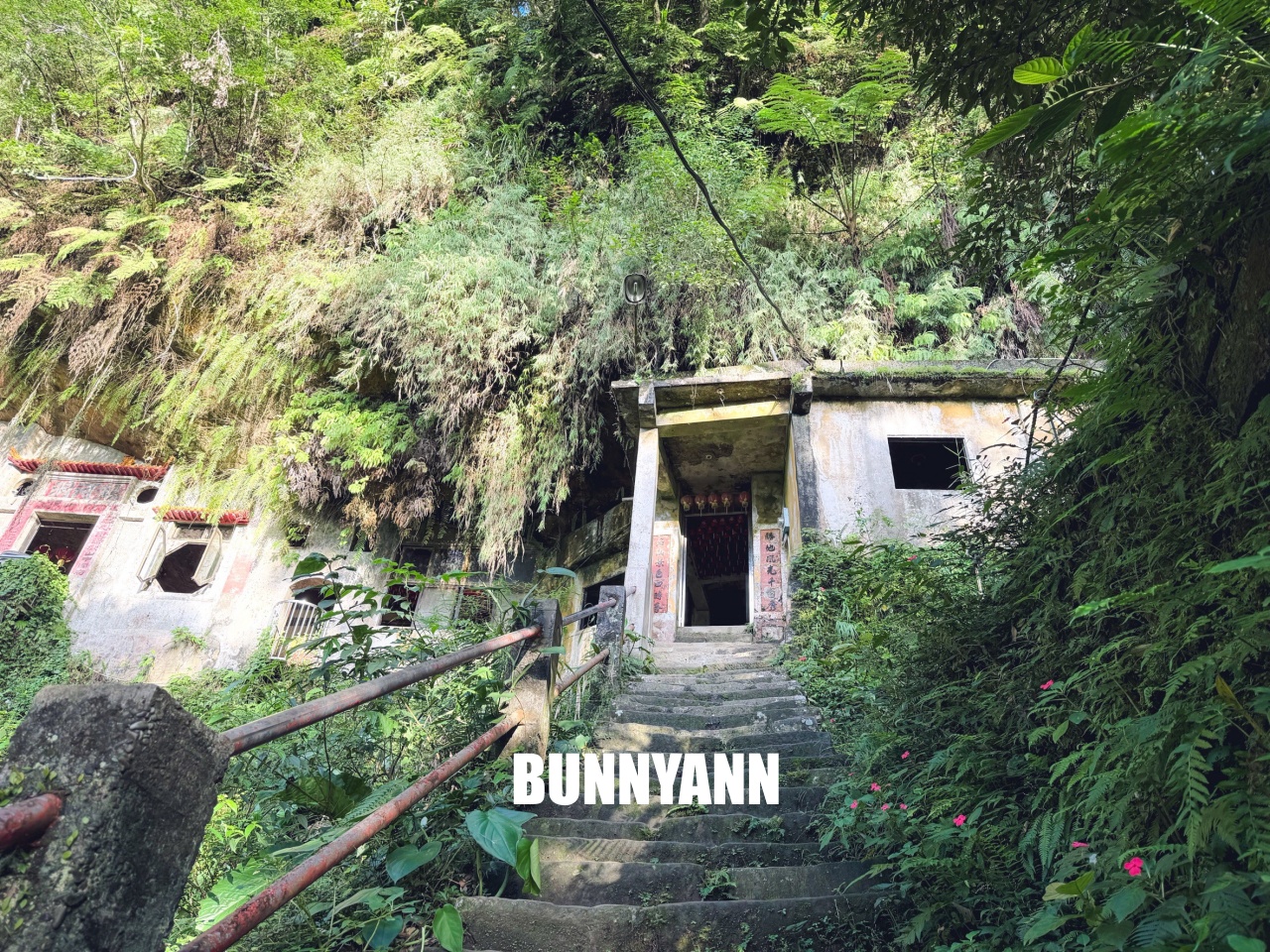 新北【銀河洞越嶺登山步道】下車只要15分鐘,輕鬆欣賞瀑布與水濂洞奇景 新北【銀河洞越嶺登山步道】下車只要15分鐘,輕鬆欣賞瀑布與水濂洞奇景