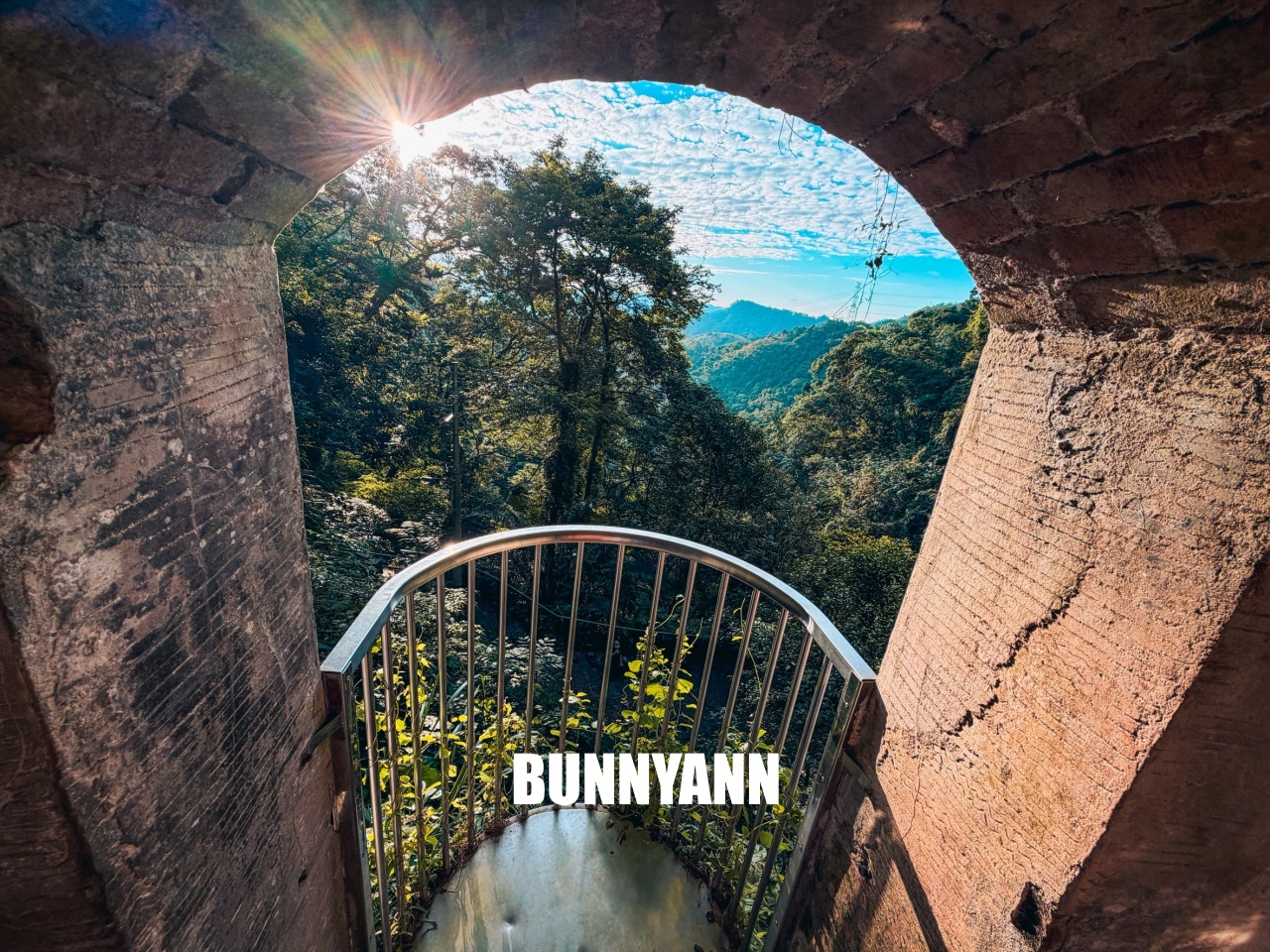 新北【銀河洞越嶺登山步道】下車只要15分鐘,輕鬆欣賞瀑布與水濂洞奇景 新北【銀河洞越嶺登山步道】下車只要15分鐘,輕鬆欣賞瀑布與水濂洞奇景