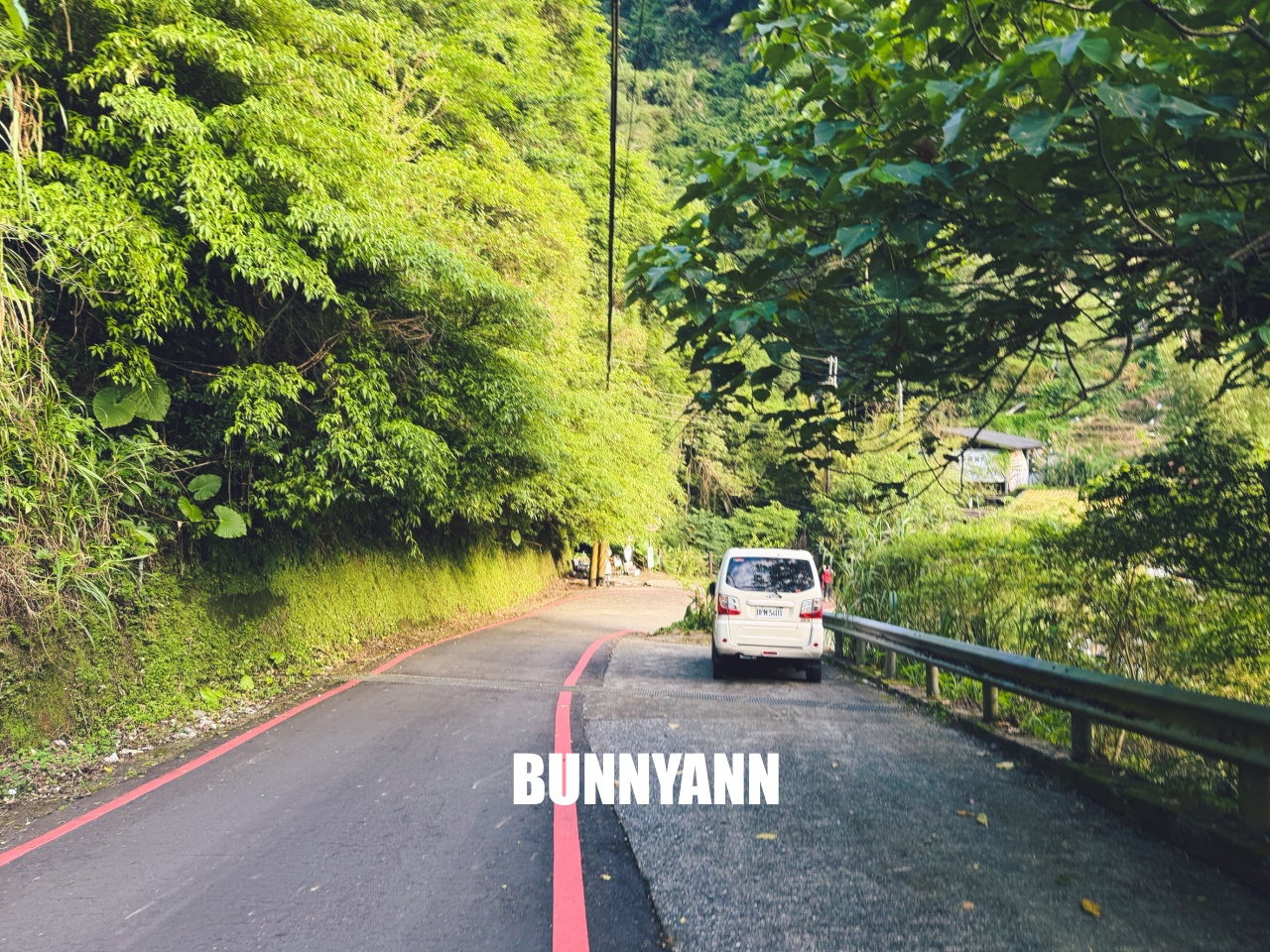 新北【銀河洞越嶺登山步道】下車只要15分鐘,輕鬆欣賞瀑布與水濂洞奇景 新北【銀河洞越嶺登山步道】下車只要15分鐘,輕鬆欣賞瀑布與水濂洞奇景