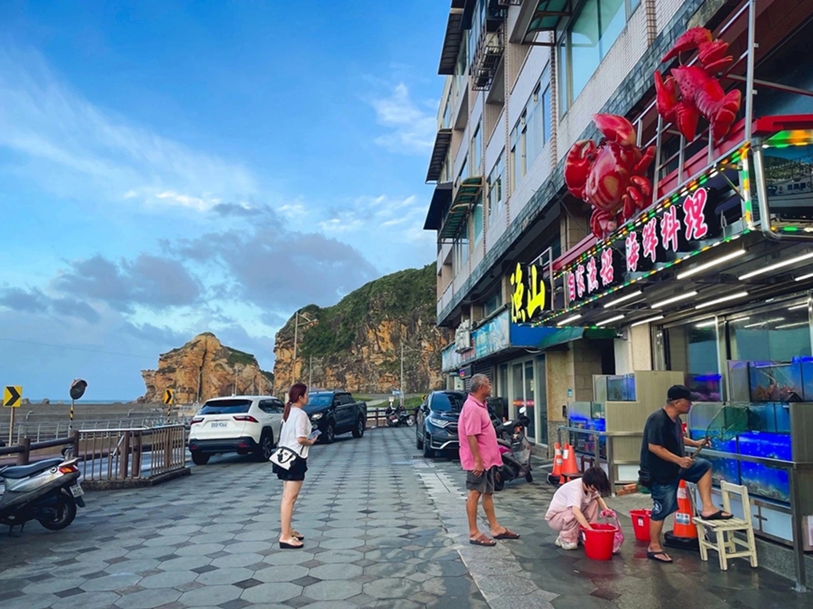 漁山自家漁船平價海鮮 漁山自家漁船平價海鮮