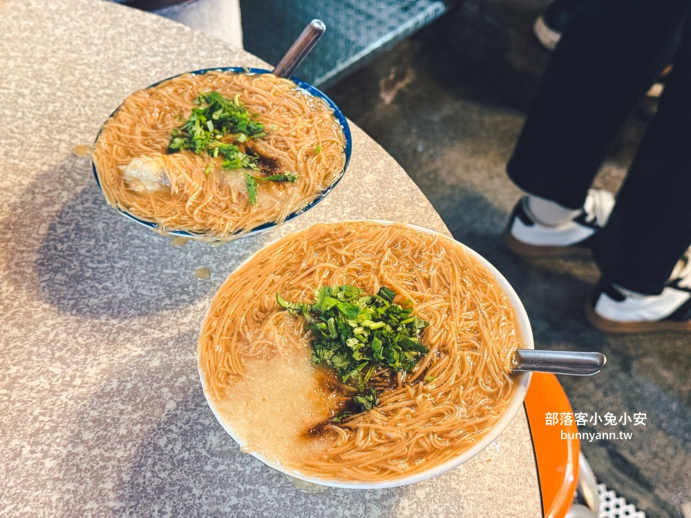 基隆【三沙灣麵線羹】限定版魚漿包大腸麵線糊一賣20年 基隆【三沙灣麵線羹】限定版魚漿包大腸麵線糊一賣20年