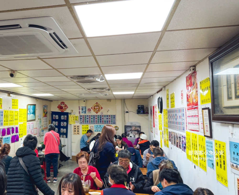 北投美食【上全肉羹】北投市場超人氣排隊名店，肉羹大塊紮實，湯頭也不差!