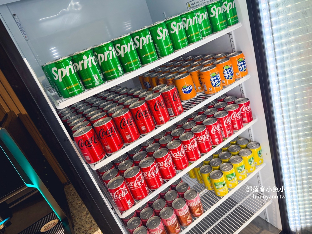 桃園【売鍋中壢龍岡店】超高CP值火鍋店，冰淇淋跟小菜隨你吃！