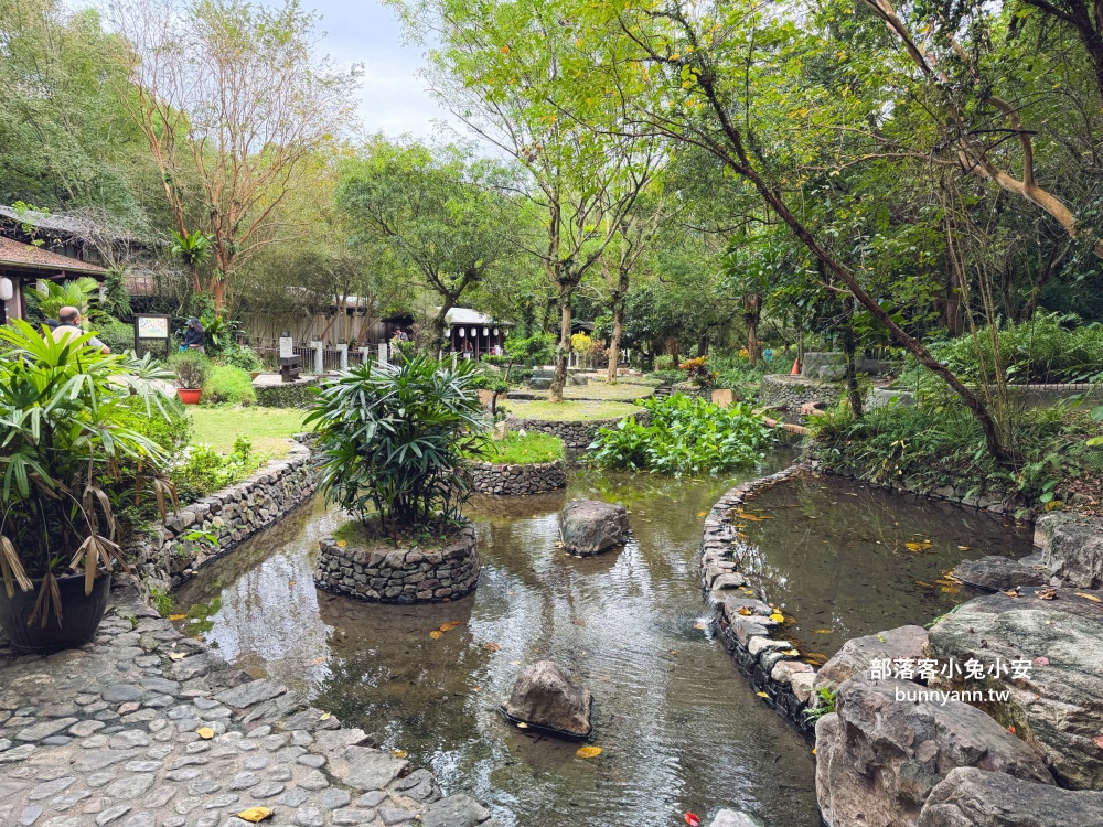 宜蘭【礁溪溫泉公園】從入口處到溫泉足湯來回只要20分鐘輕鬆走
