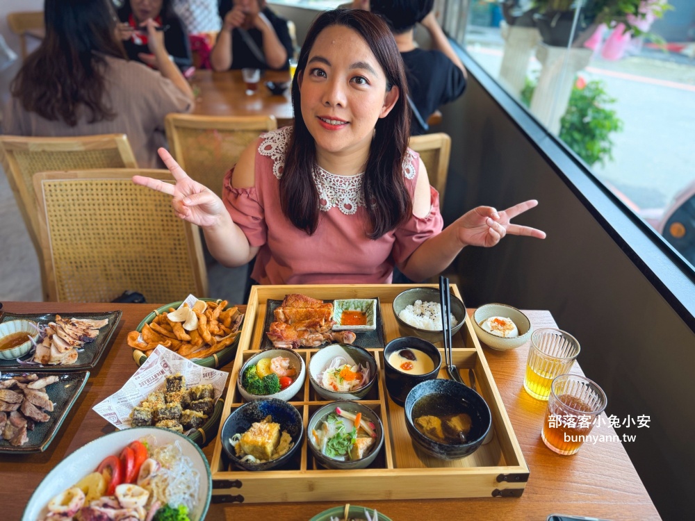 宜蘭【竹谷定食】超隱密的日式定食小店！白飯與飲料冰淇淋還能無限吃