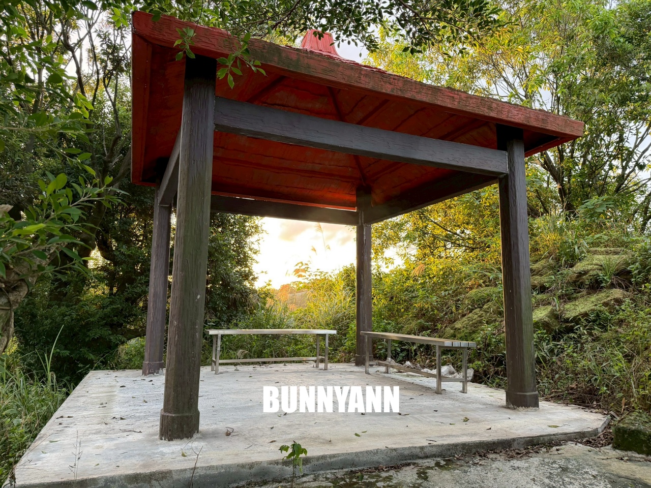 基隆【劉銘傳隧道】全台唯一百年鐵路隧道,走進神隱少女山洞秘境,開放時間、停車地點全攻略。 基隆【劉銘傳隧道】全台唯一百年鐵路隧道,走進神隱少女山洞秘境,開放時間、停車地點全攻略。