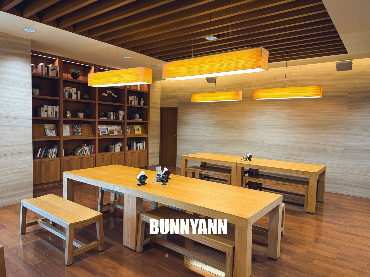 台北【國都LEXUS濱江服務廠】全台最美貴賓休息室，精品 UCC 咖啡、看飛機起降一日遊。