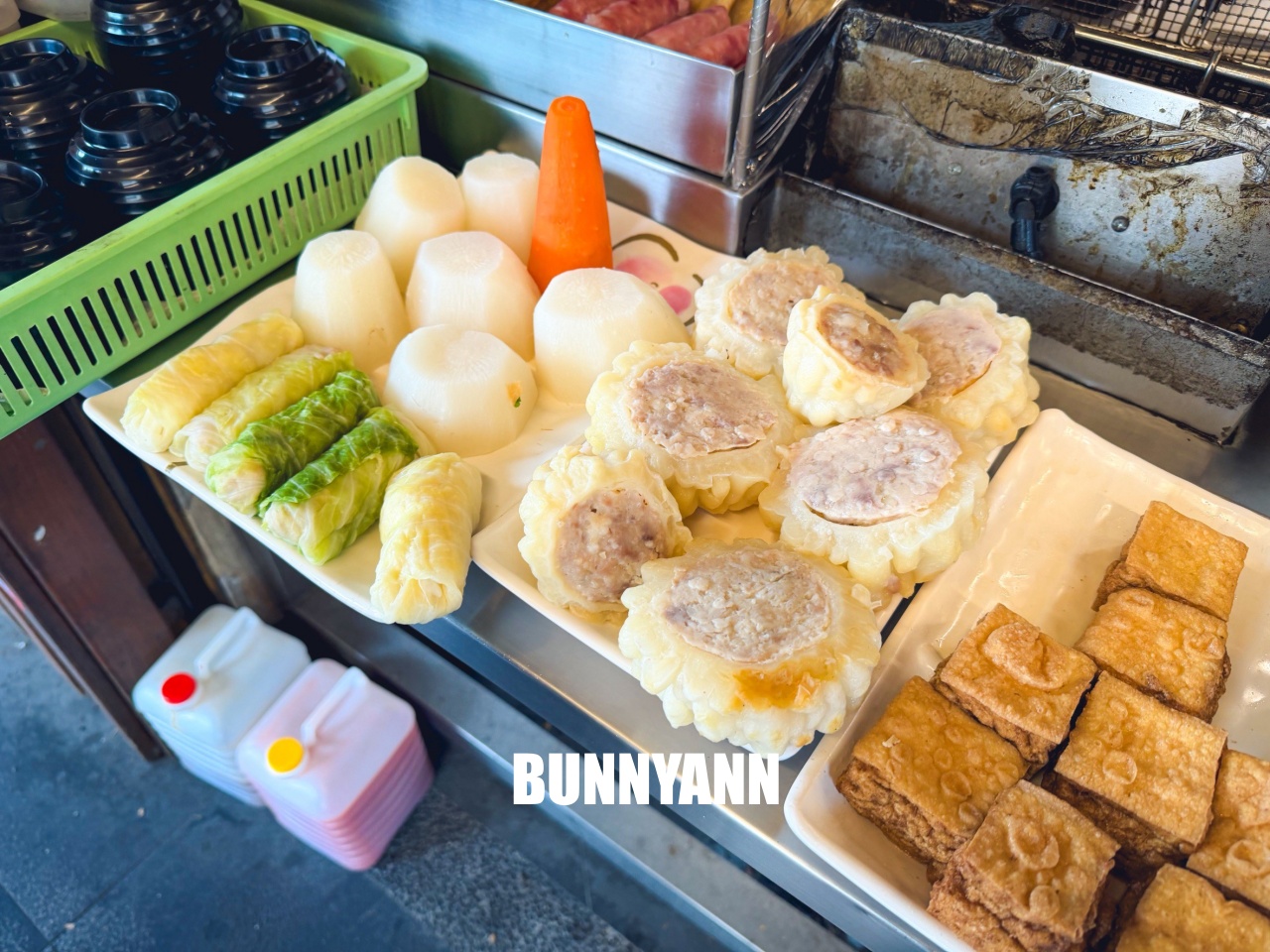 台南美食【津屋關東煮】台南轉運站旁超人氣名店，鍋燒意麵與菜頭滷超強。