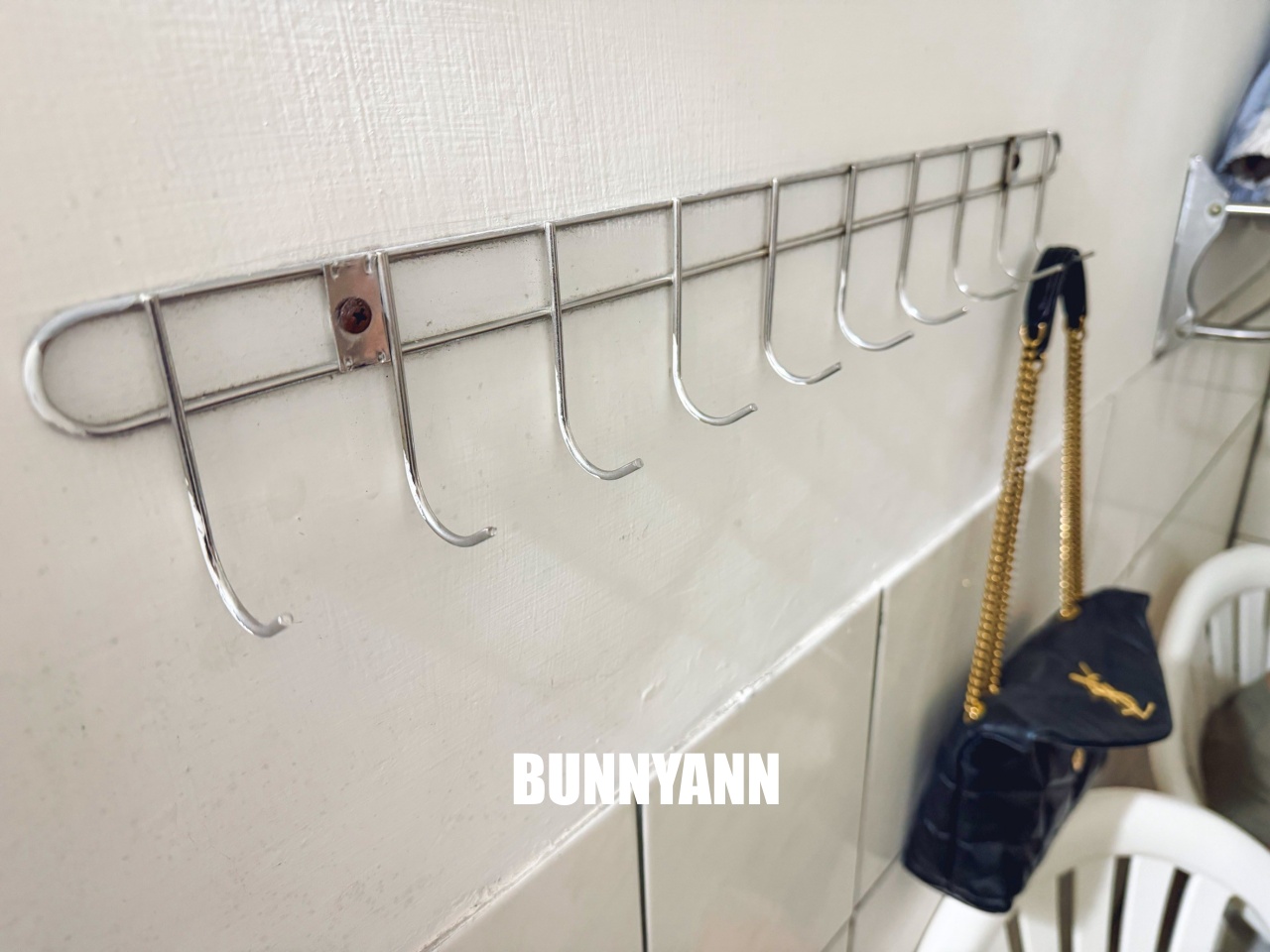 礁溪溫泉【玉清浴池】家庭湯屋大到能游泳，平價的在地老字號湯屋，門口就能停車。