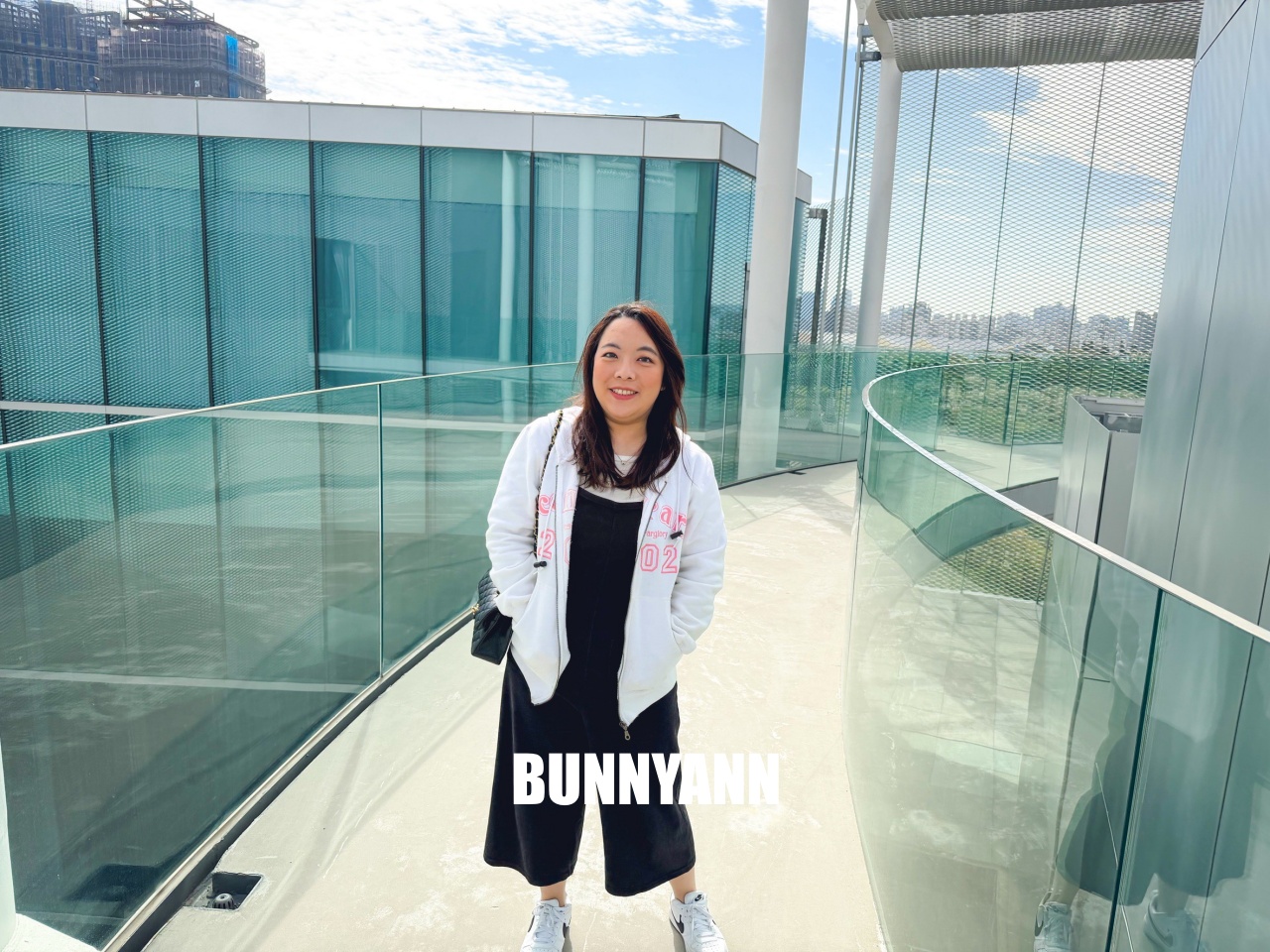 台中【臺中綠美圖】絕美公園中的圖書館,白色森林、雲朵閱讀區、親子停車全攻略。 台中【臺中綠美圖】絕美公園中的圖書館,白色森林、雲朵閱讀區、親子停車全攻略。