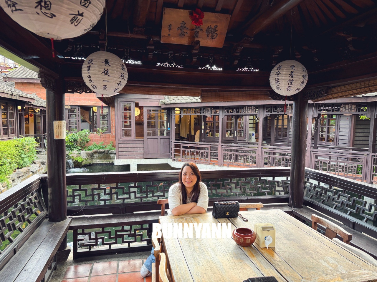 台中【耕讀園國光店】隱藏版江南風庭園茶館,拍照吃火鍋、不限時聚餐好去處。 台中【耕讀園國光店】隱藏版江南風庭園茶館,拍照吃火鍋、不限時聚餐好去處。