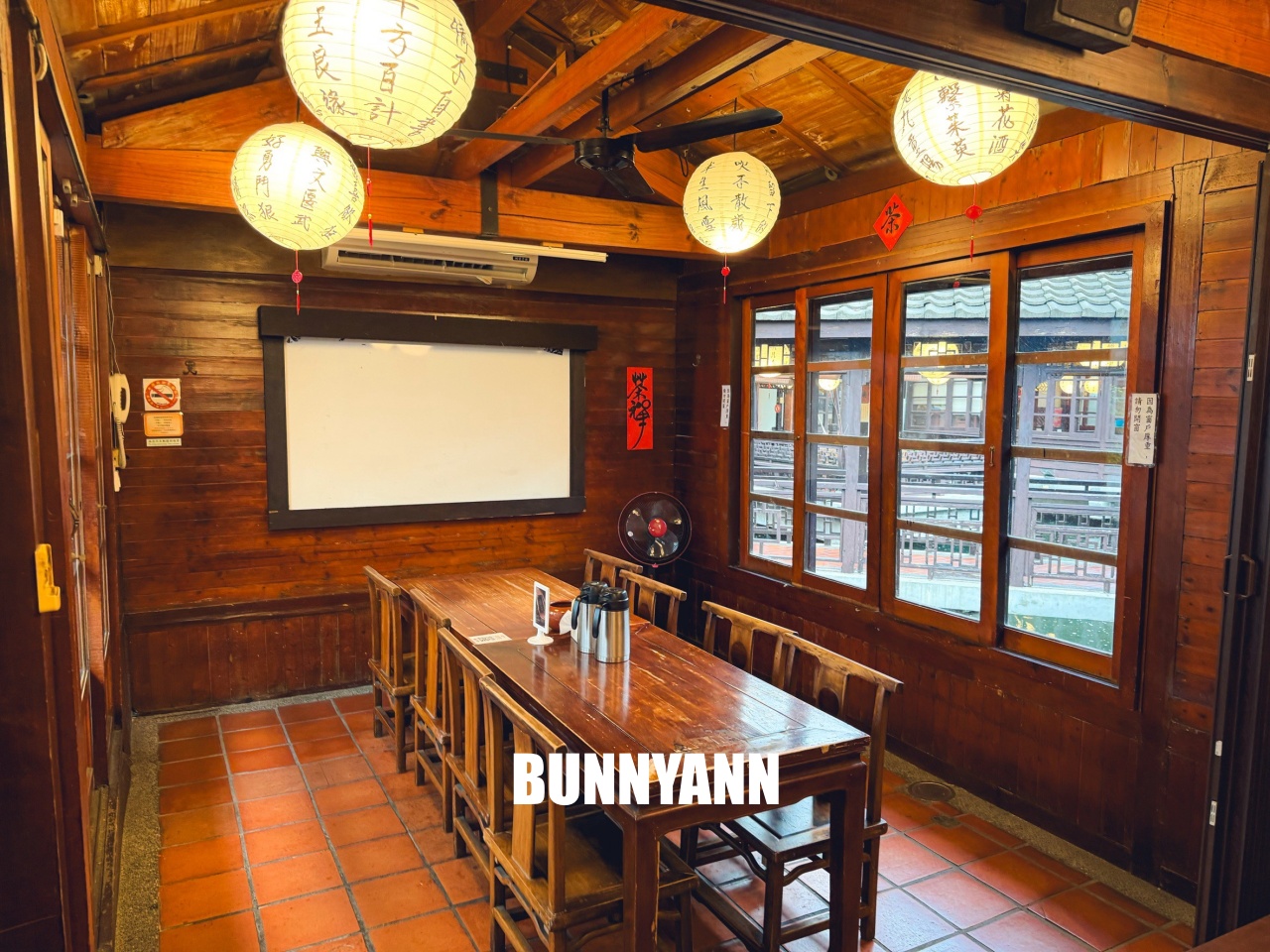 台中【耕讀園國光店】隱藏版江南風庭園茶館,拍照吃火鍋、不限時聚餐好去處。 台中【耕讀園國光店】隱藏版江南風庭園茶館,拍照吃火鍋、不限時聚餐好去處。