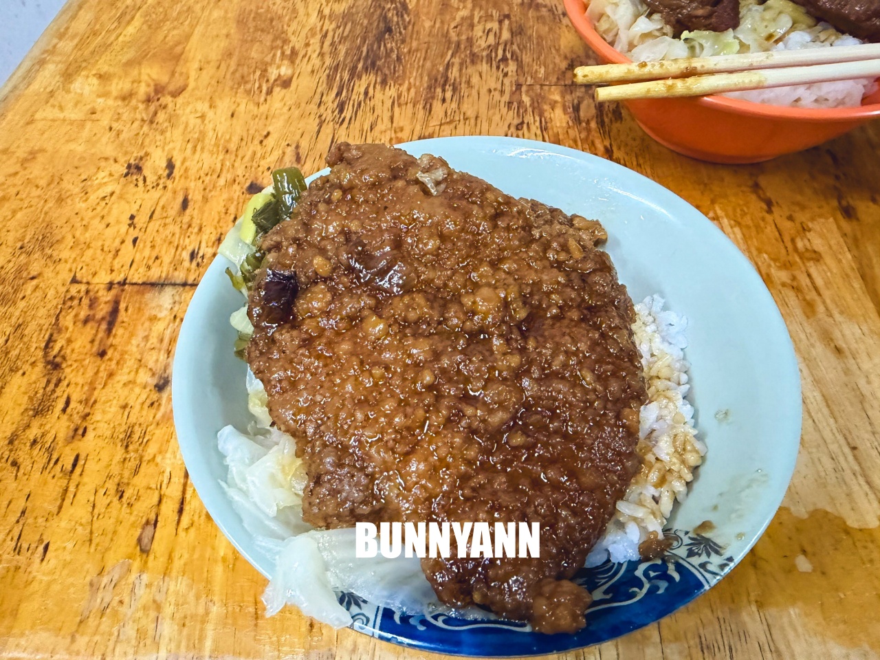 板橋【蔡家排骨飯】福德市場40年排骨飯老字號!免費味噌湯真的很經濟實惠 板橋【蔡家排骨飯】福德市場40年排骨飯老字號!免費味噌湯真的很經濟實惠